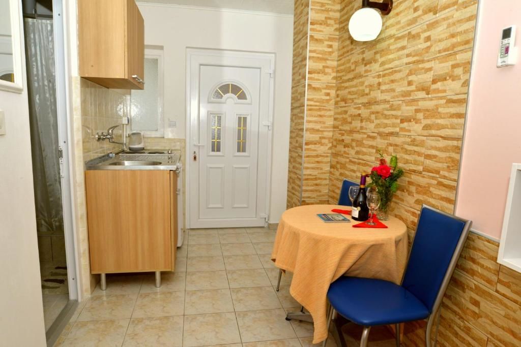 Апартаменты Apartments Okuka Тиват