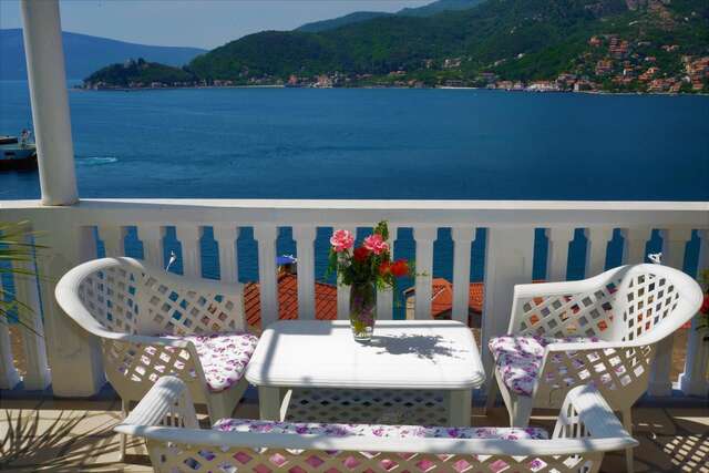 Апартаменты Apartments Okuka Тиват-4